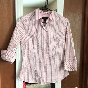 Express size 10 button up top